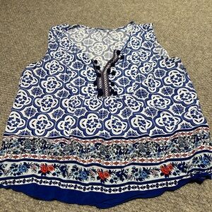 Women’s floral top